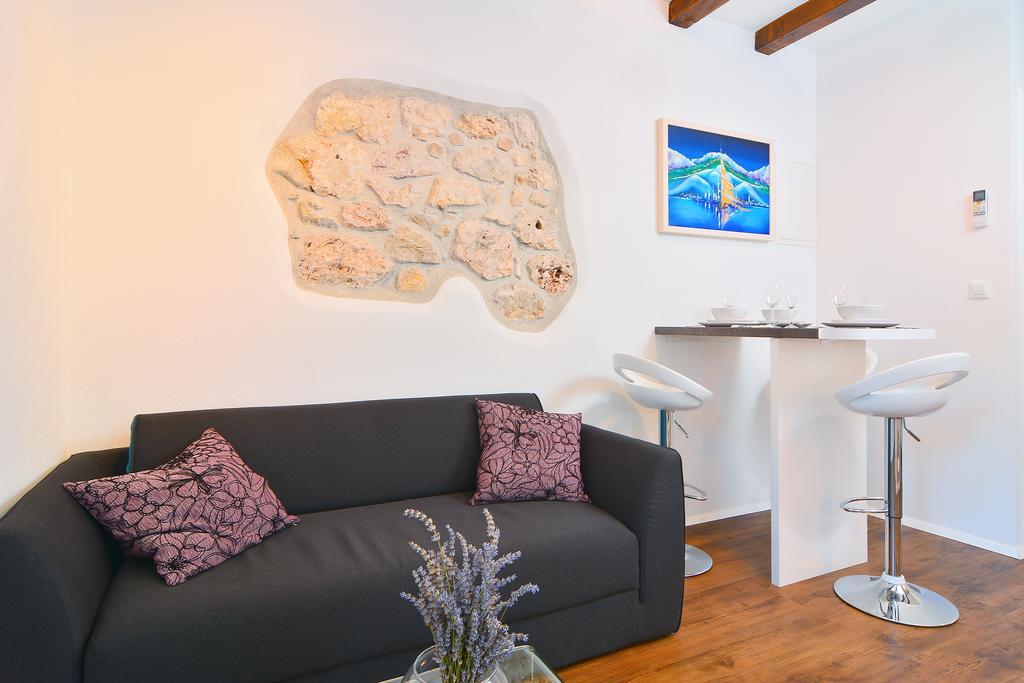 Apartments And Rooms Kampanel Hvar Town Room photo